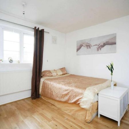 London Comfy Doubles Apart otel Dış mekan fotoğraf